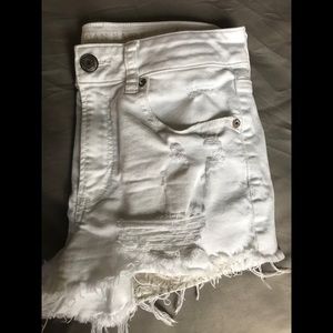 American Eagle Hi-rise shortie